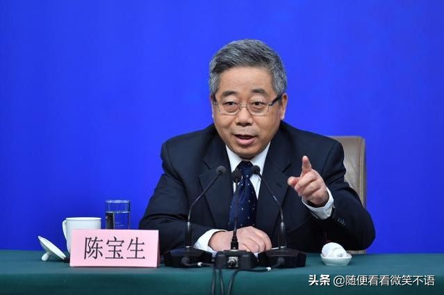 教育部要求划清家校责任，在寒假里，学生学习责任由谁承担？